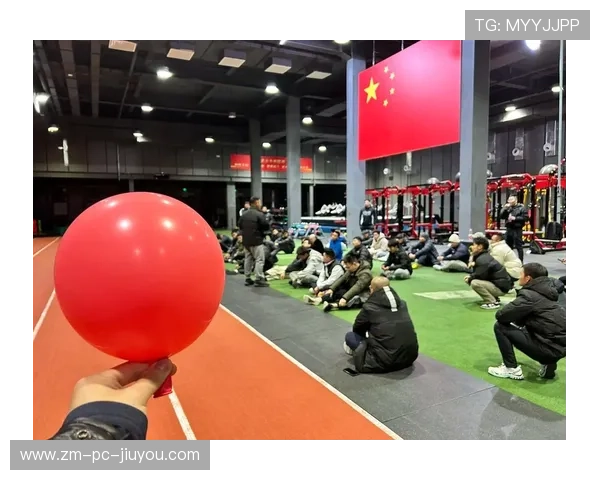 举重俱乐部完善运动员赛季体能分期与恢复方案，举重运动员比赛规则
