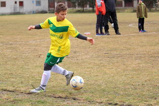 九游体育-中国足球运动员比赛心态管理策略，足球运动员比赛心理分析